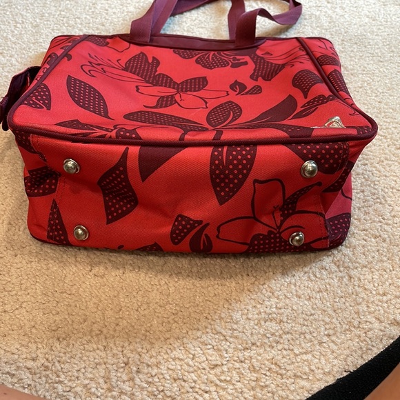 Zipper Roxy Tote - Picture 3 of 7